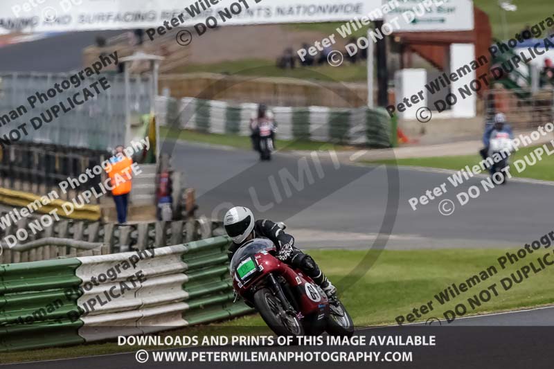 Vintage motorcycle club;eventdigitalimages;mallory park;mallory park trackday photographs;no limits trackdays;peter wileman photography;trackday digital images;trackday photos;vmcc festival 1000 bikes photographs